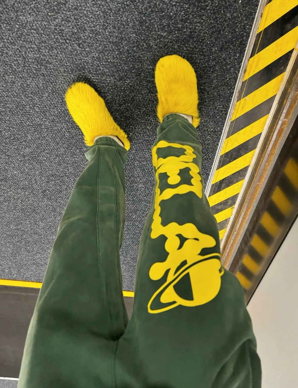 DELAWORLD JOGGERS